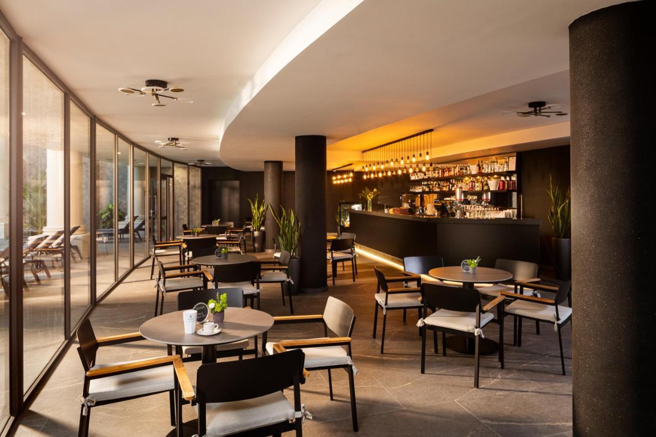 Kings' Valley Medical & Spa Hotel Kazanlŭk Exterior foto The Lounge at the InterContinental Vienna